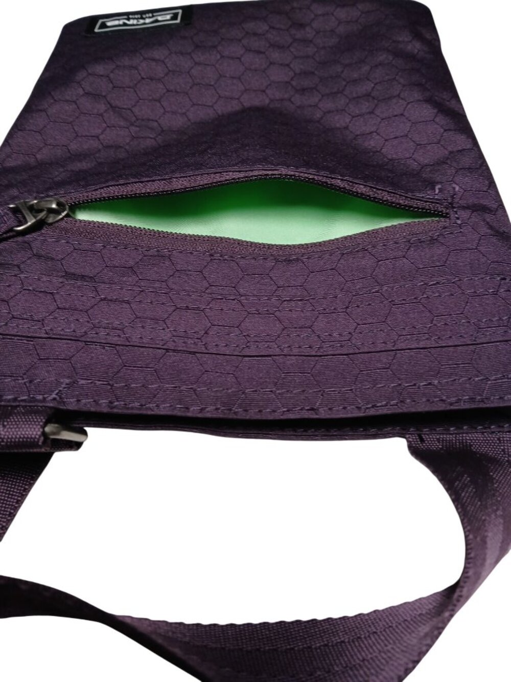 Dakine Jive Crossbody Bag Hexagonal Pattern Purple Adjustable Strap Recycled Pol - Picture 5 of 12